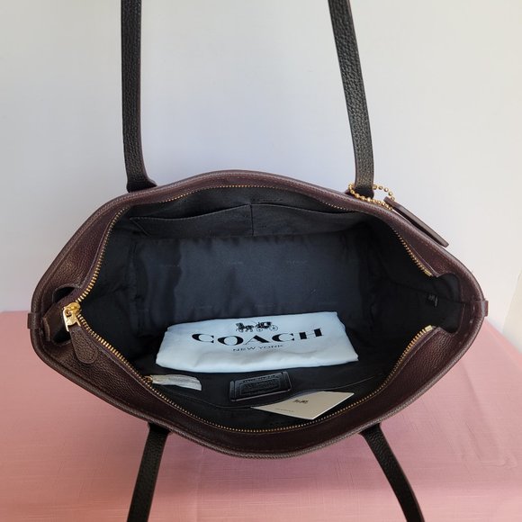 COACH Horse & Carriage Jacquard Fabric City Tote- Oxblood color ⭐ - Picture 11 of 16